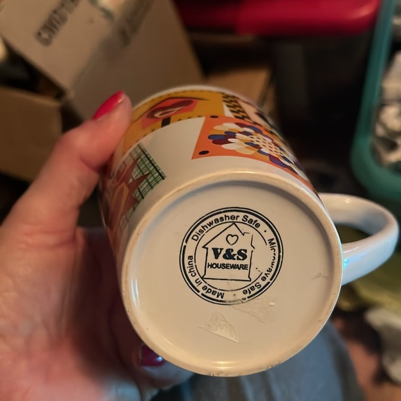 Mugs - Picture 3 of 4